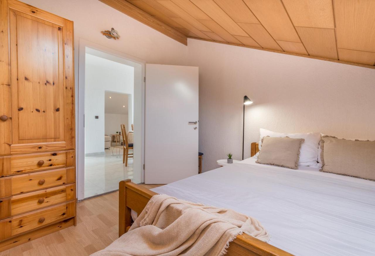 Mustel Travel Apartments スヴェティ・ペタル エクステリア 写真